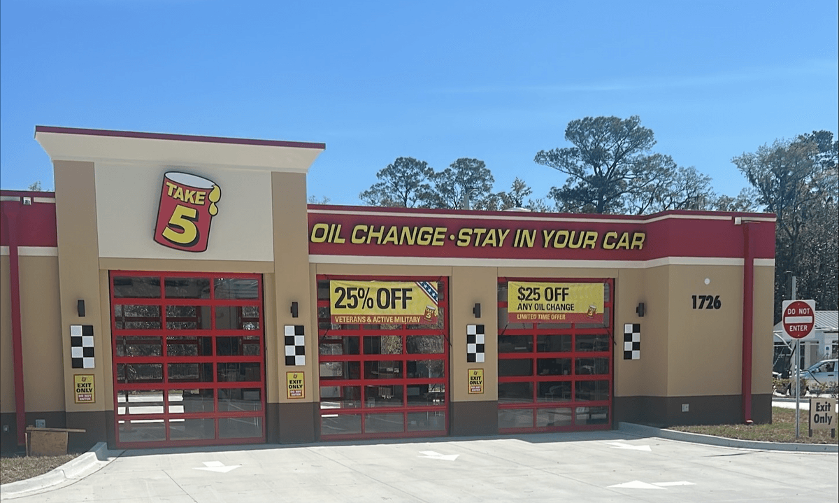 New Take 5 Oil Change in Green Cove Springs