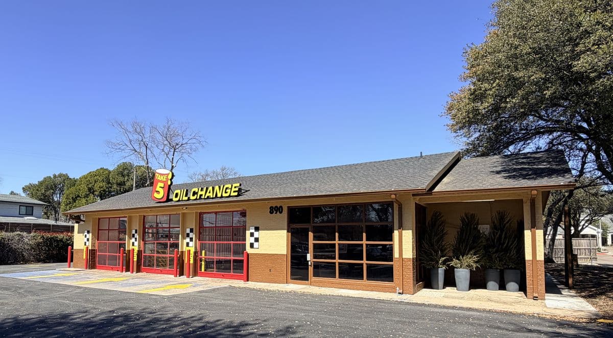 New Take 5 Oil Change in Richardson