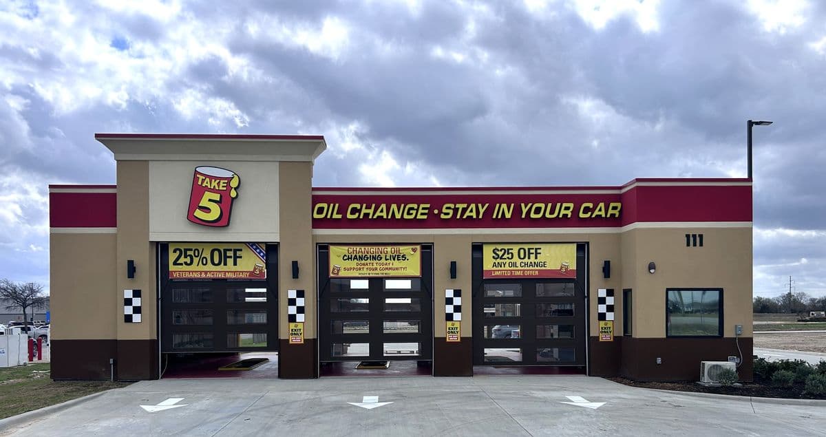 New Take 5 Oil Change in Corsicana
